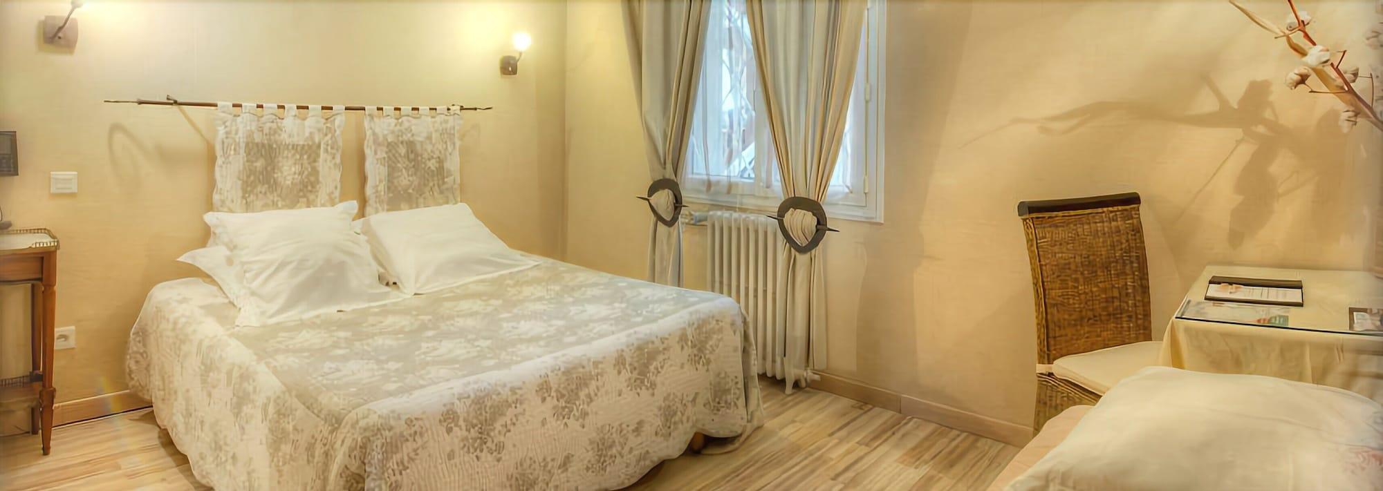 Logis Le Printemps Hotel Restaurant - Montélimar מראה חיצוני תמונה