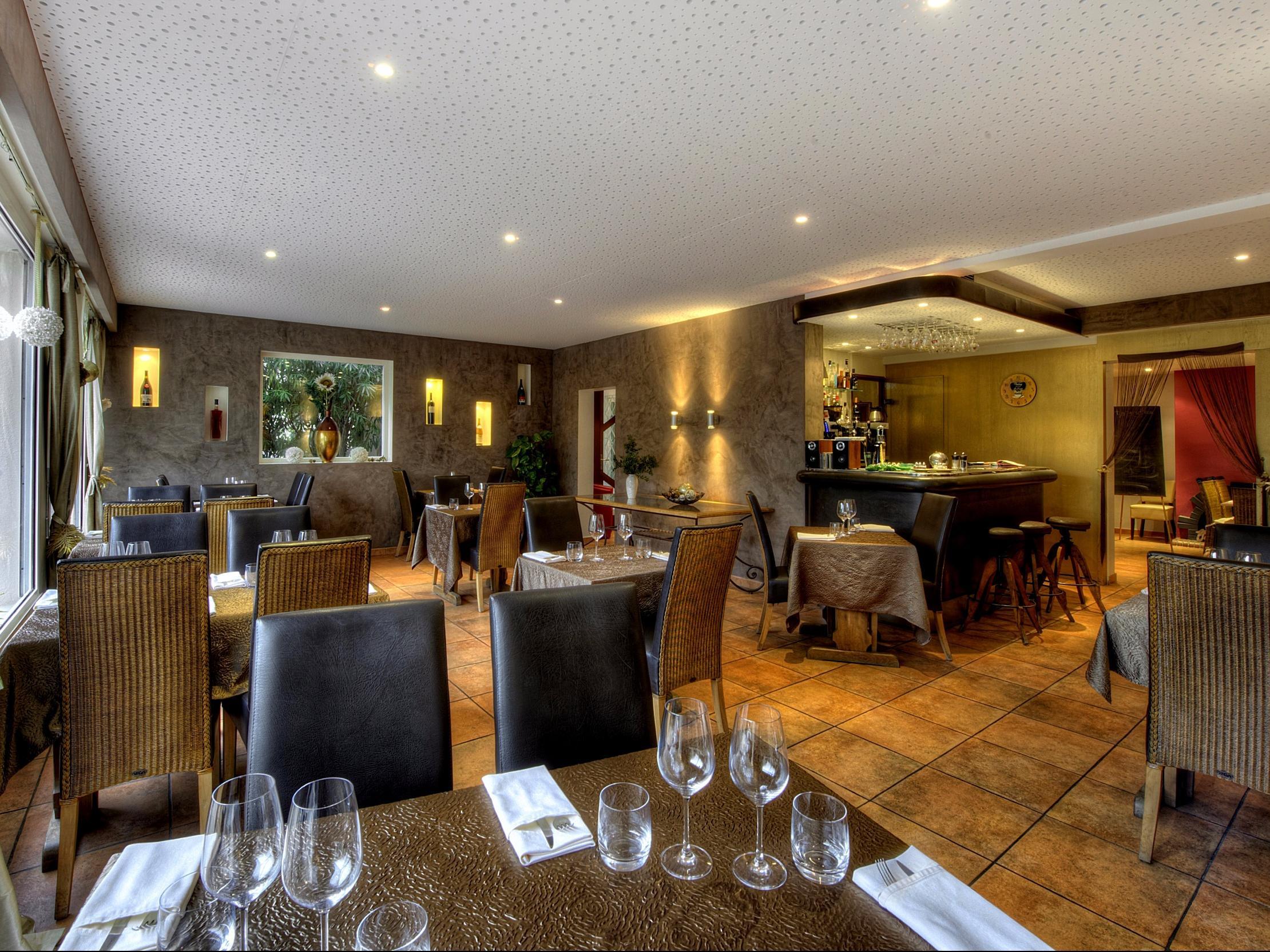 Logis Le Printemps Hotel Restaurant - Montélimar מראה חיצוני תמונה